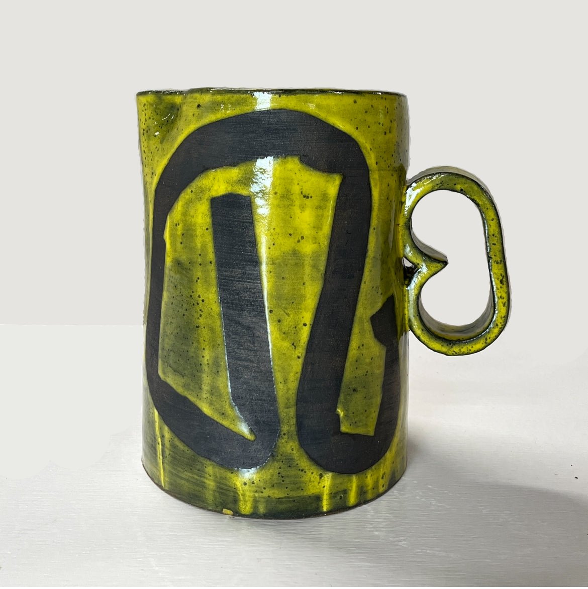 Large Pitcher, Ribbon Yellow/Black