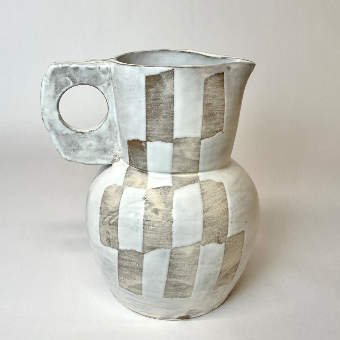 Graph Pitcher, Large White