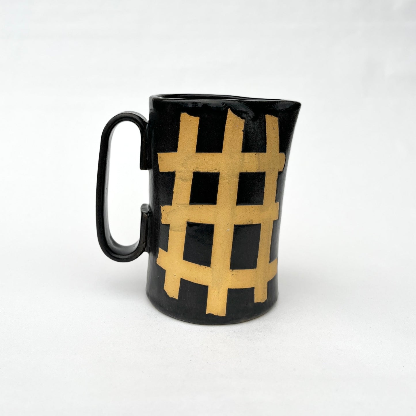 Weave Pitcher, Small, Black/Gold