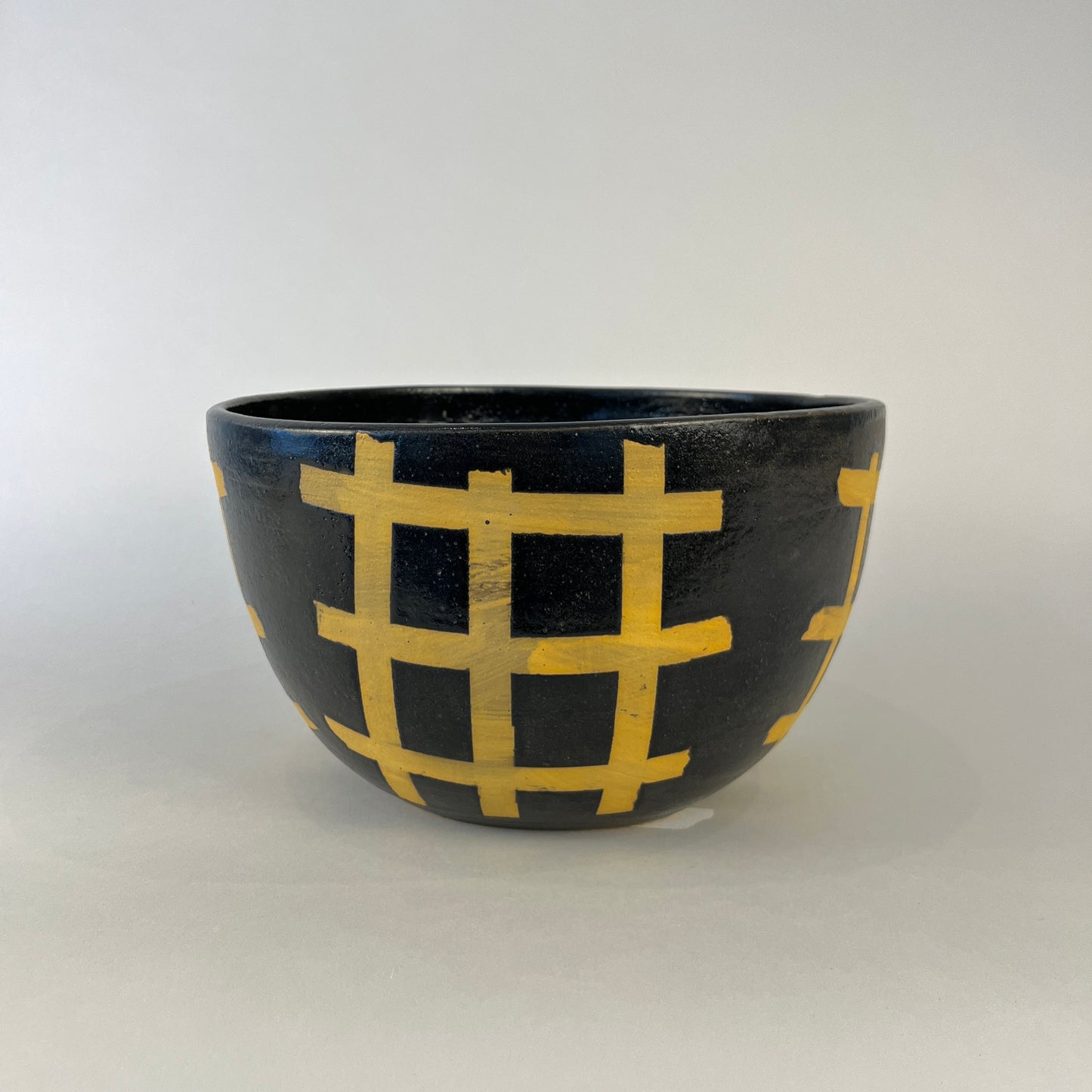 Bowl Medium, Black Weave